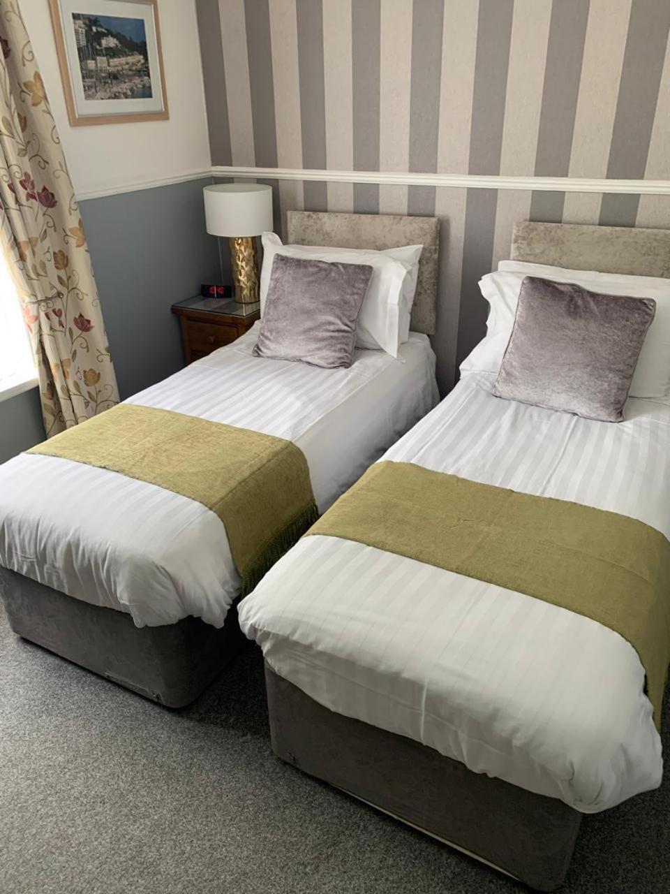 Abingdon House Bed & Breakfast Torquay Bagian luar foto