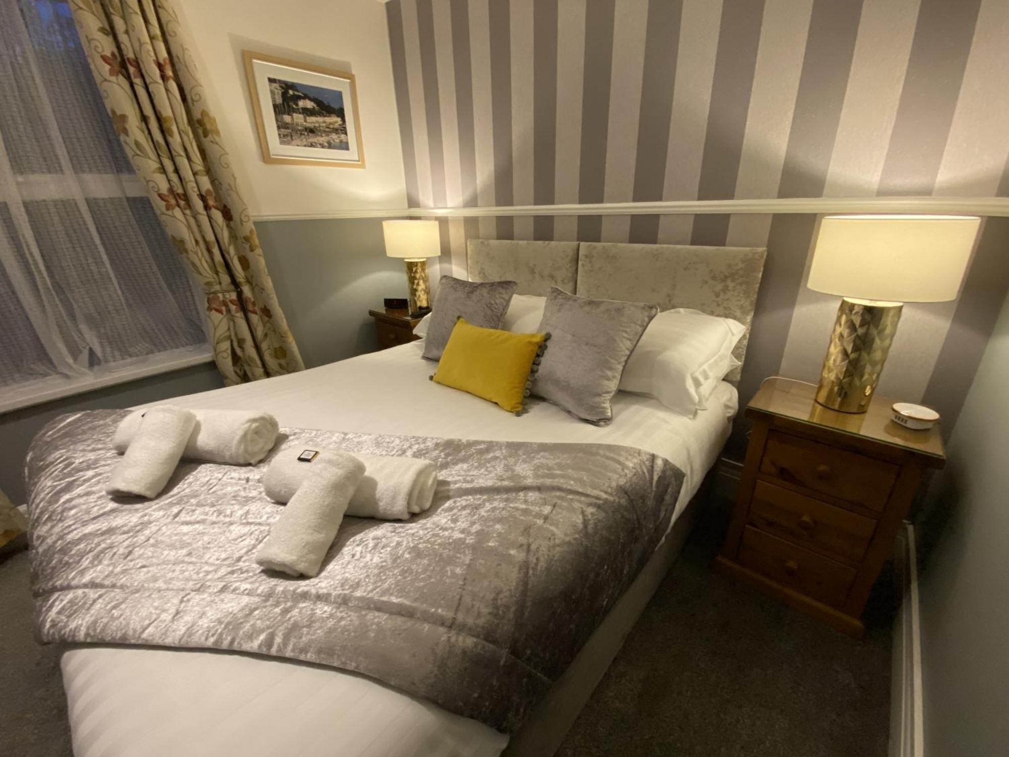 Abingdon House Bed & Breakfast Torquay Bagian luar foto